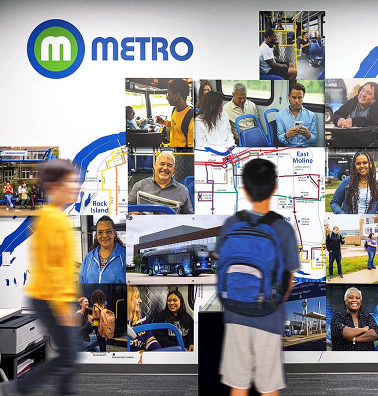 Kids in front of MetroLINK map