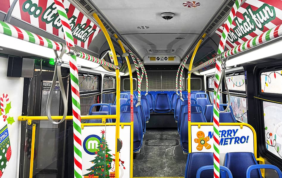 MetroLINK Christmas bus